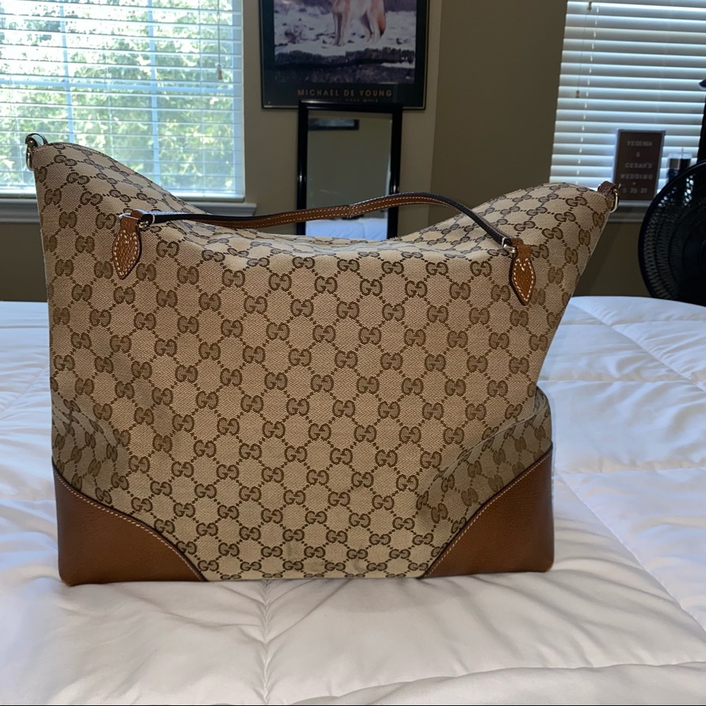 **SOLD**Gucci Bree Weekender Bag - Picture 2 of 16